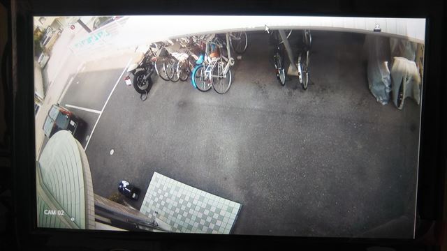 駐輪場を移す防犯カメラ　甲府市マンション