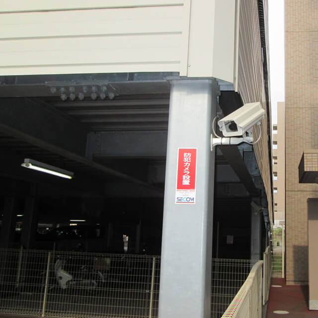 奈良県奈良市　駐車場入口カメラ