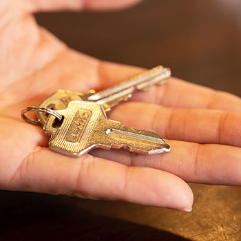 鍵を預けた相手による無断複製