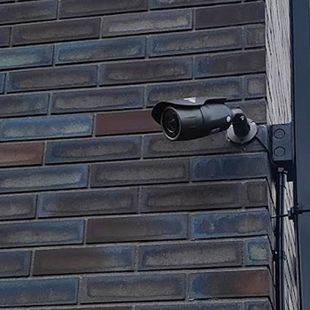 新築でのトラブルを防ぐために家庭用防犯カメラ