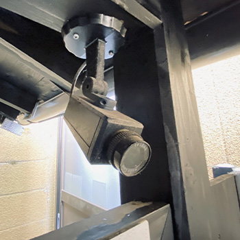 施主支給品の質が低い