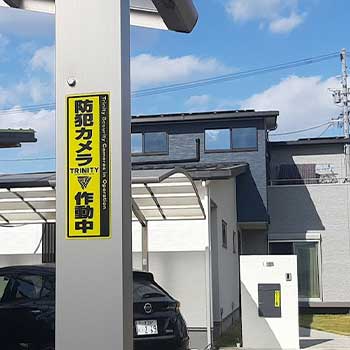 玄関の防犯カメラは必須
