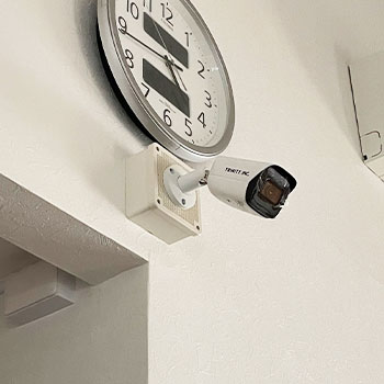 バレット型防犯カメラ