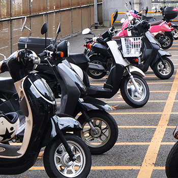 バイクの駐車場選びも重要