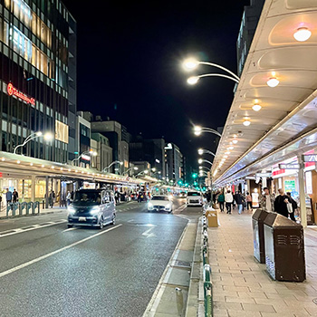 繁華街・駅周辺で犯罪が起きやすい