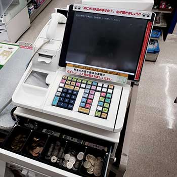 レジの「空打ち」で売上金を抜き取る