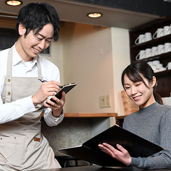 好意だと誤解されやすい行動をしている