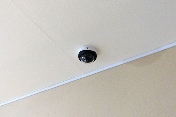 兵庫県の老人ホームに設置した監視カメラ
