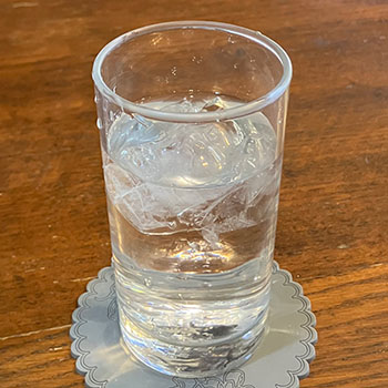 水分摂取量が不足しがちになる