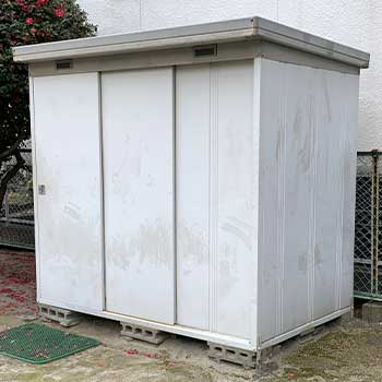 庭の倉庫の湿気対策