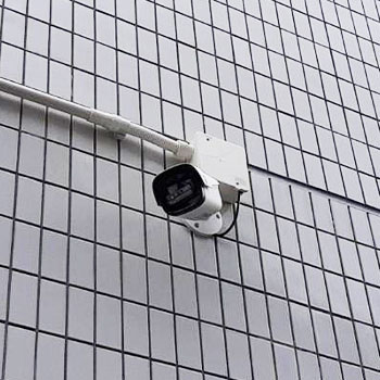 明石市のマンションに設置した防犯カメラ