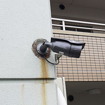 加古川市のマンションに設置した防犯カメラ